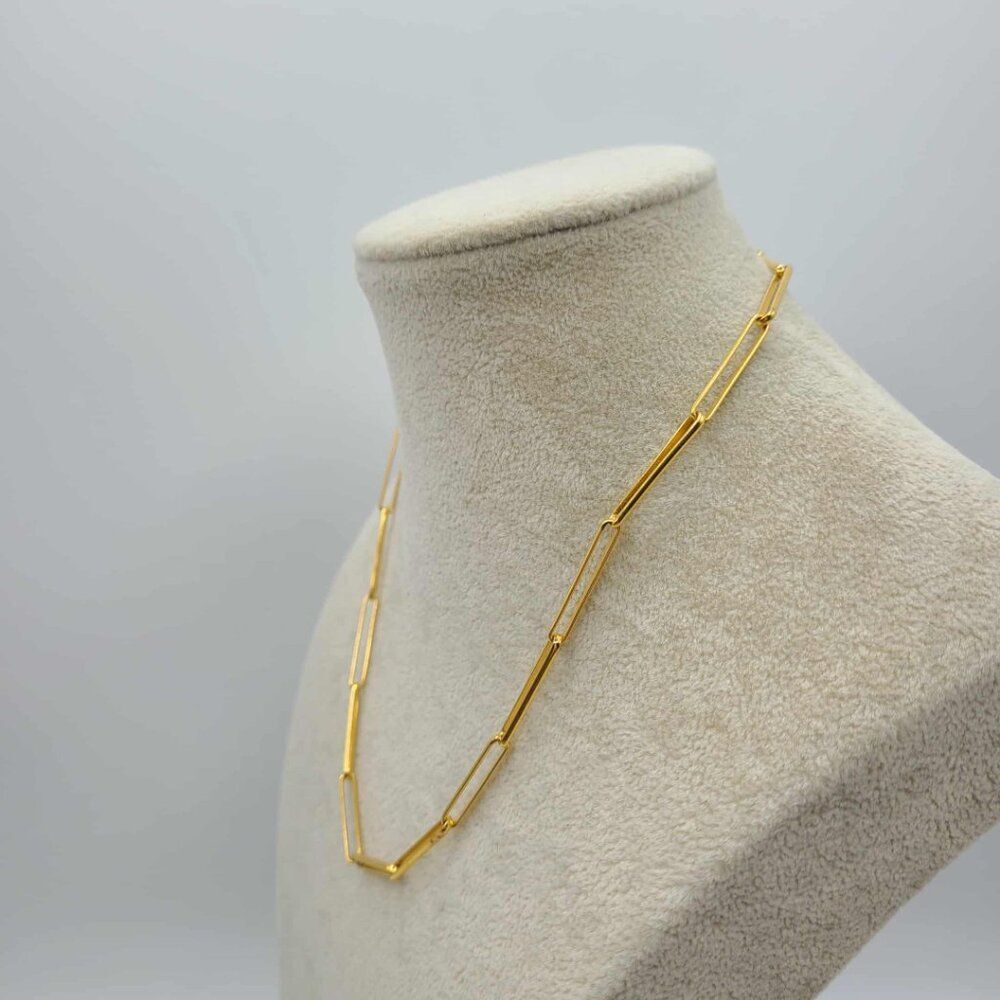 J Crew Gold Tone Delicate Gold Tone Paper Clip Necklace - Picture 3 of 9